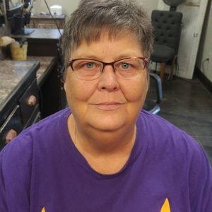 Meet your Posher, Vera